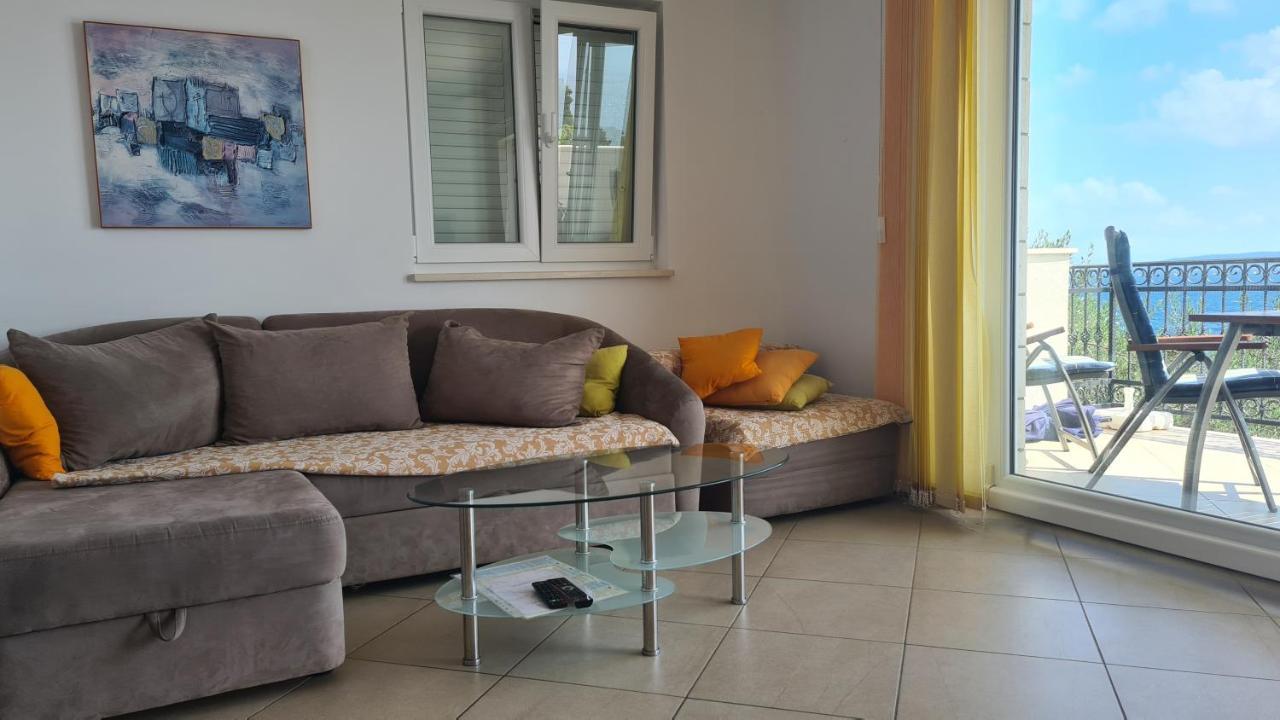 Apartments Rose Pisak Esterno foto