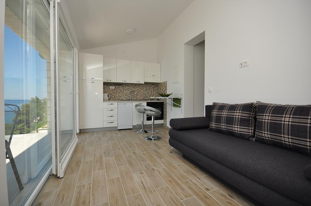 Apartments Rose Pisak Esterno foto